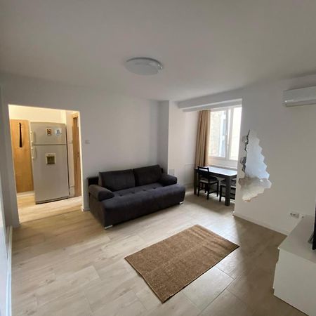 Apartament Universitate Apartment Bucharest Exterior photo